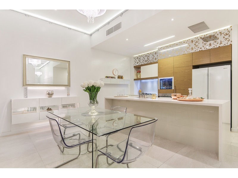 2403/1 Marina Promenade, Paradise Point QLD 4216