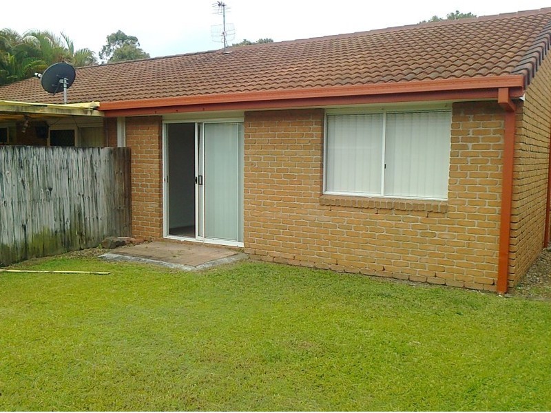 1/24 Freeman Street, Labrador QLD 4215