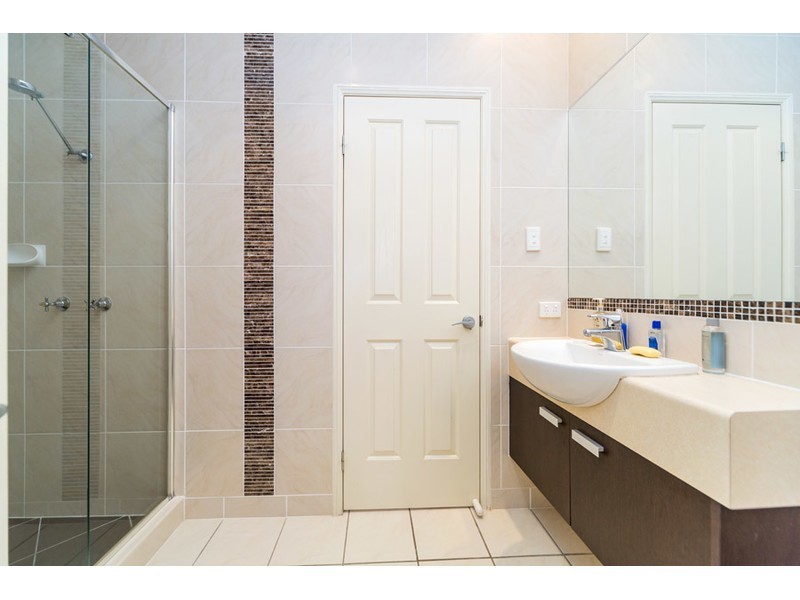 34 Gerard Street, Pacific Pines QLD 4211