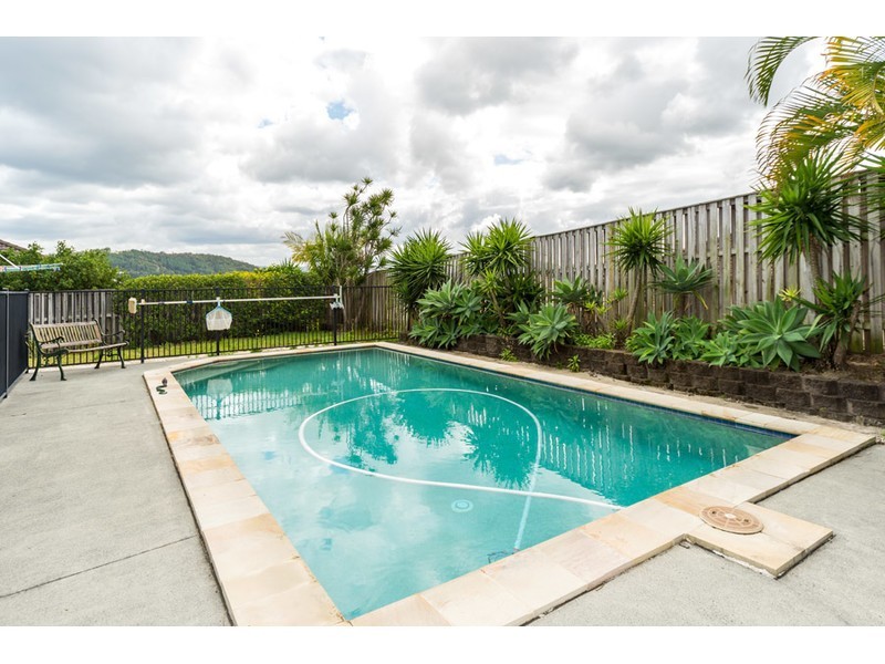 34 Gerard Street, Pacific Pines QLD 4211