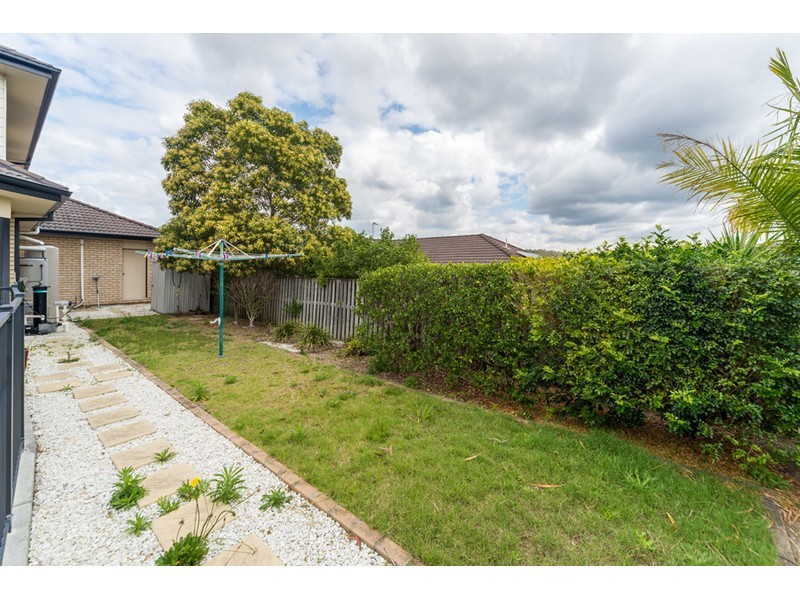 34 Gerard Street, Pacific Pines QLD 4211