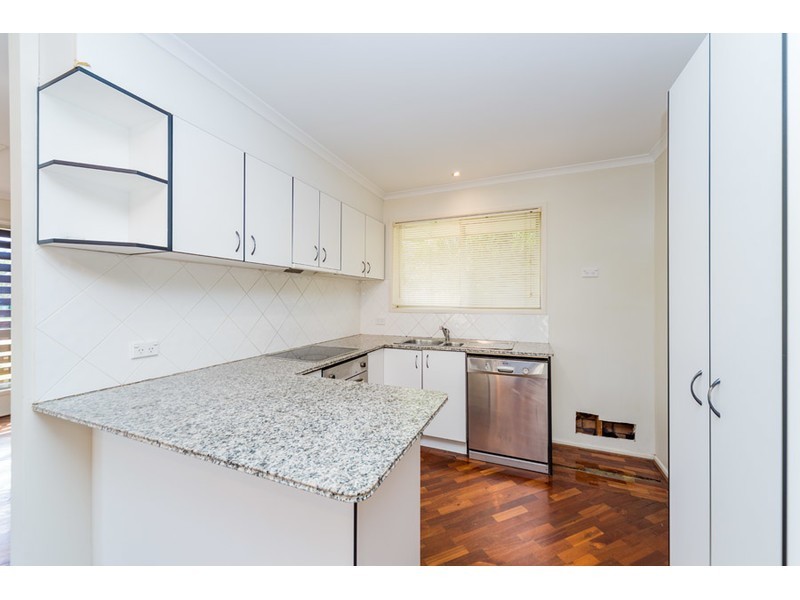 13 Jacaranda Avenue, Hollywell QLD 4216