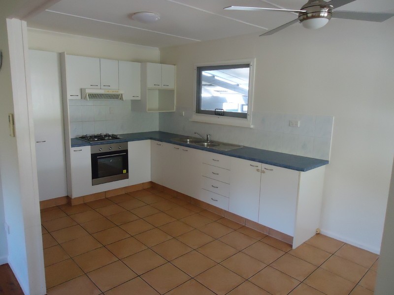 7 Saltash Street, Labrador QLD 4215