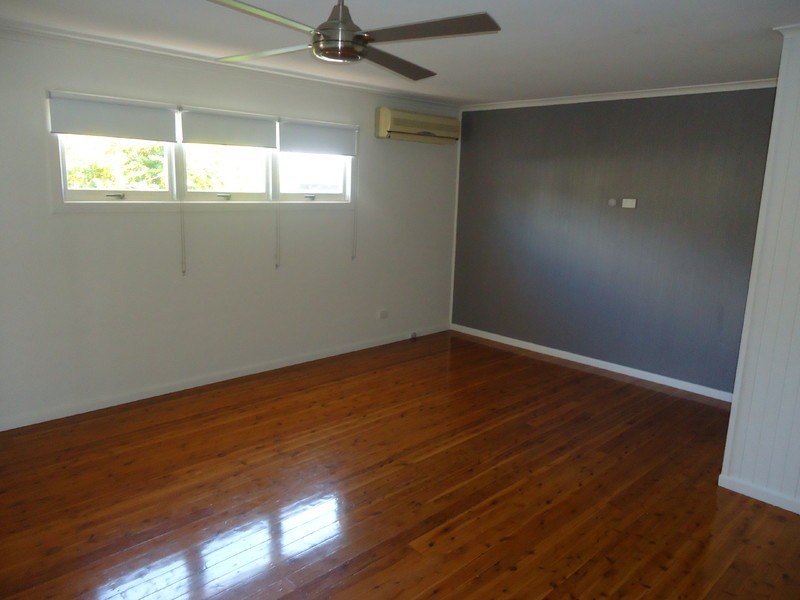 7 Saltash Street, Labrador QLD 4215