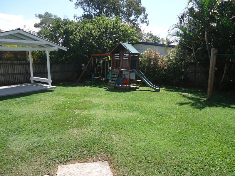 7 Saltash Street, Labrador QLD 4215