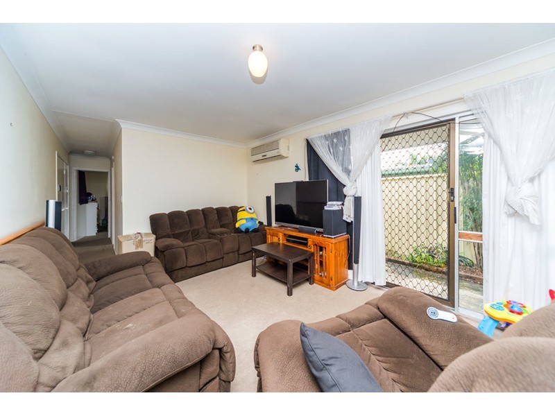 44 Ashgrove Avenue, Runaway Bay QLD 4216