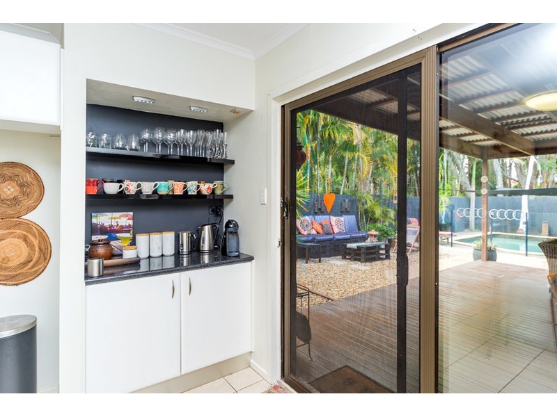 63 Nalkari Street, Coombabah QLD 4216