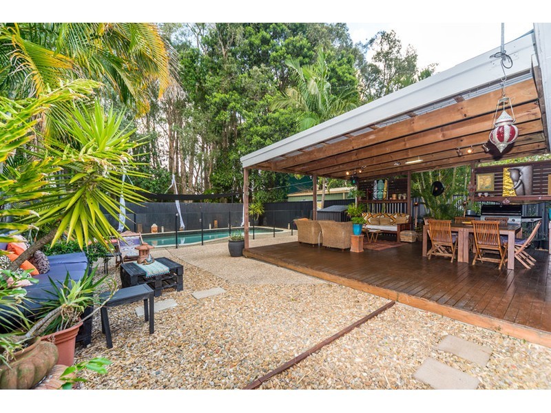 63 Nalkari Street, Coombabah QLD 4216