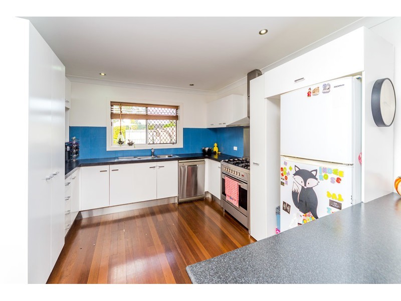 19 Annerley Avenue, Runaway Bay QLD 4216