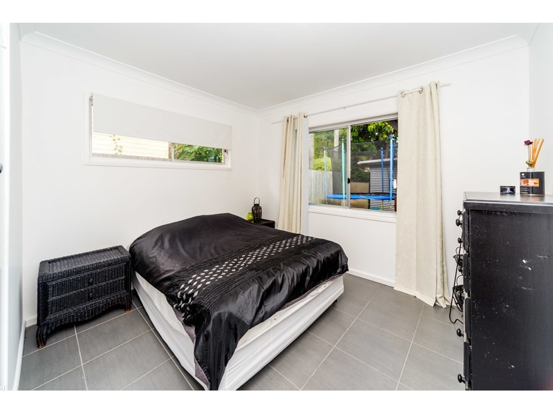 19 Annerley Avenue, Runaway Bay QLD 4216