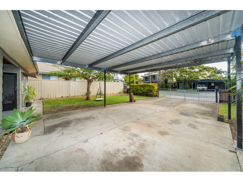 19 Annerley Avenue, Runaway Bay QLD 4216