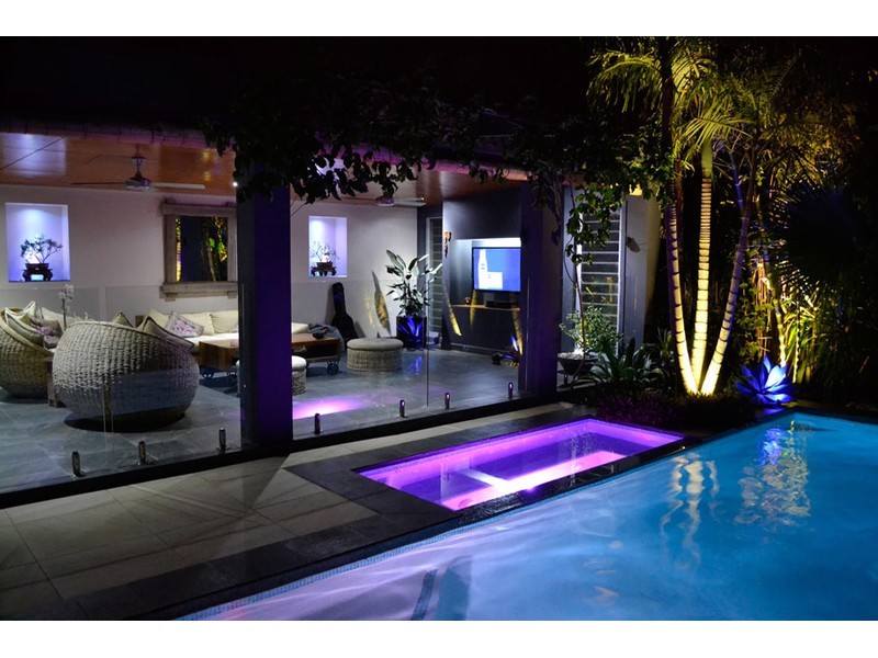 16 Teal Avenue, Paradise Point QLD 4216