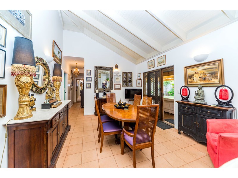 21 Sundown Drive, Paradise Point QLD 4216