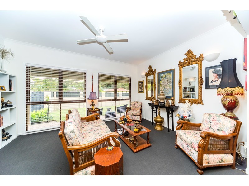 21 Sundown Drive, Paradise Point QLD 4216