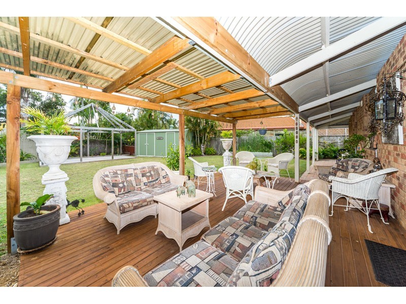 21 Sundown Drive, Paradise Point QLD 4216