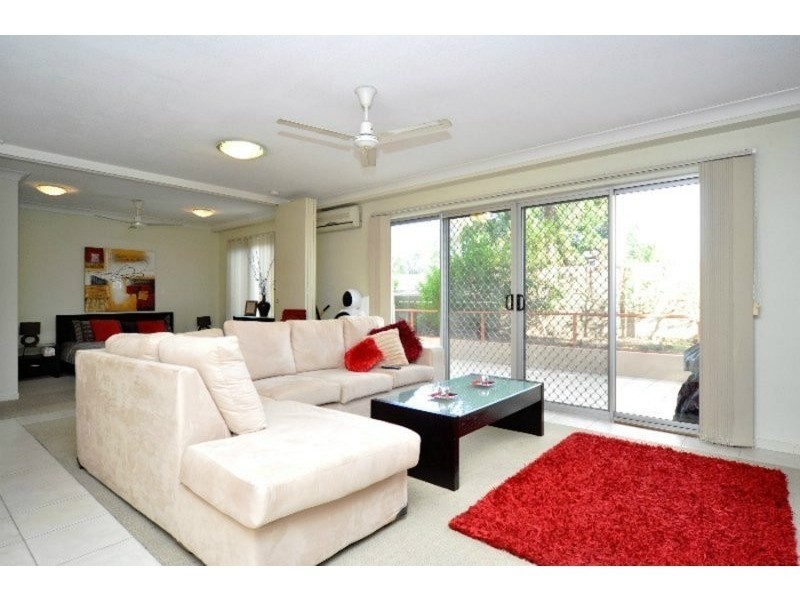 3/18 Parker Street, Labrador QLD 4215