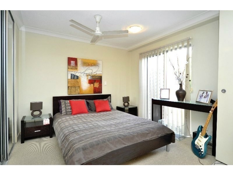 3/18 Parker Street, Labrador QLD 4215