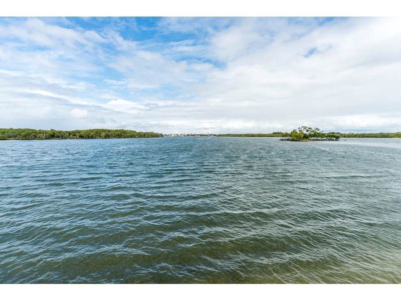 116 Sheehan Avenue, Hope Island QLD 4212