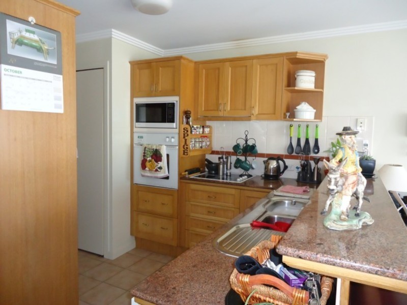 26 John Lund Drive, Hope Island QLD 4212