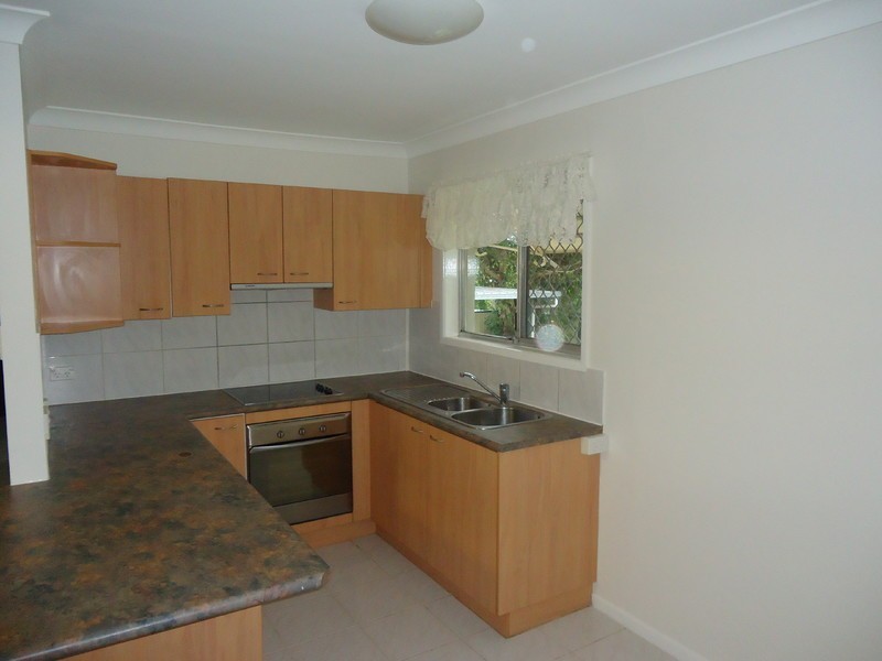 167 Government Road, Labrador QLD 4215