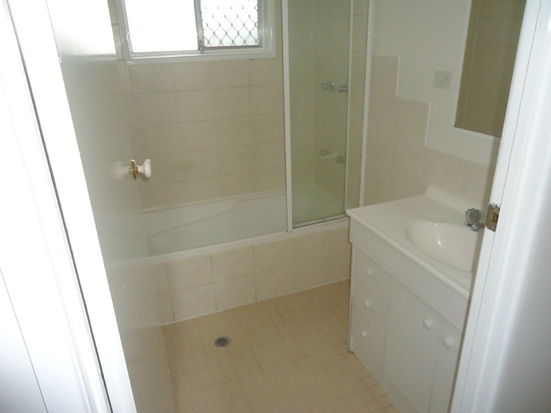 167 Government Road, Labrador QLD 4215