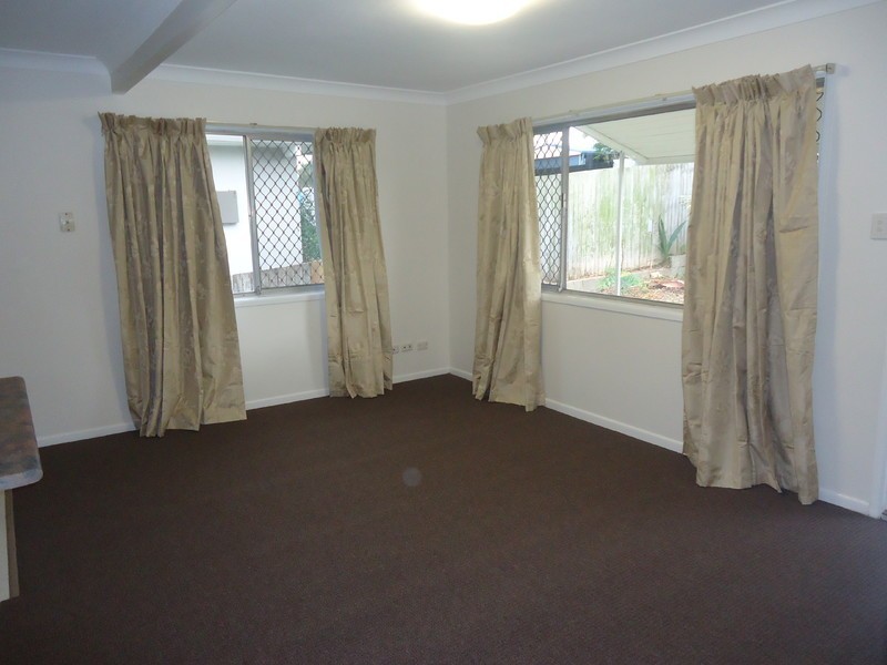 167 Government Road, Labrador QLD 4215