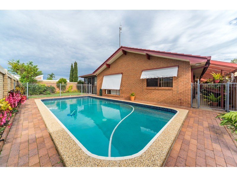 57 Columbus Drive, Hollywell QLD 4216