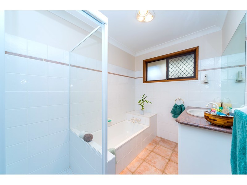 57 Columbus Drive, Hollywell QLD 4216