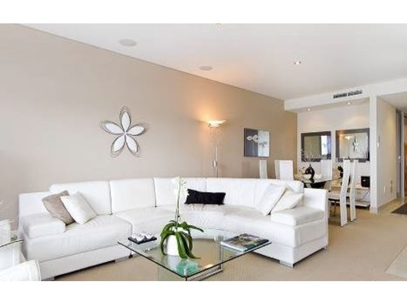 6/27-29 Madang Crescent, Runaway Bay QLD 4216