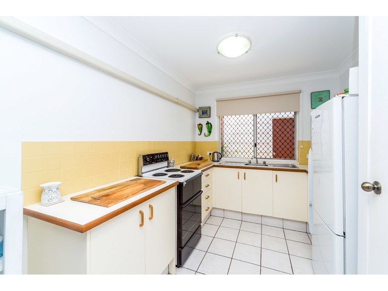 1/85 Government Road, Labrador QLD 4215