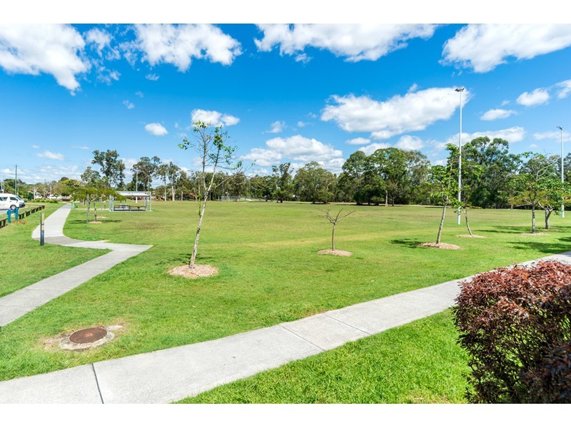 1/85 Government Road, Labrador QLD 4215