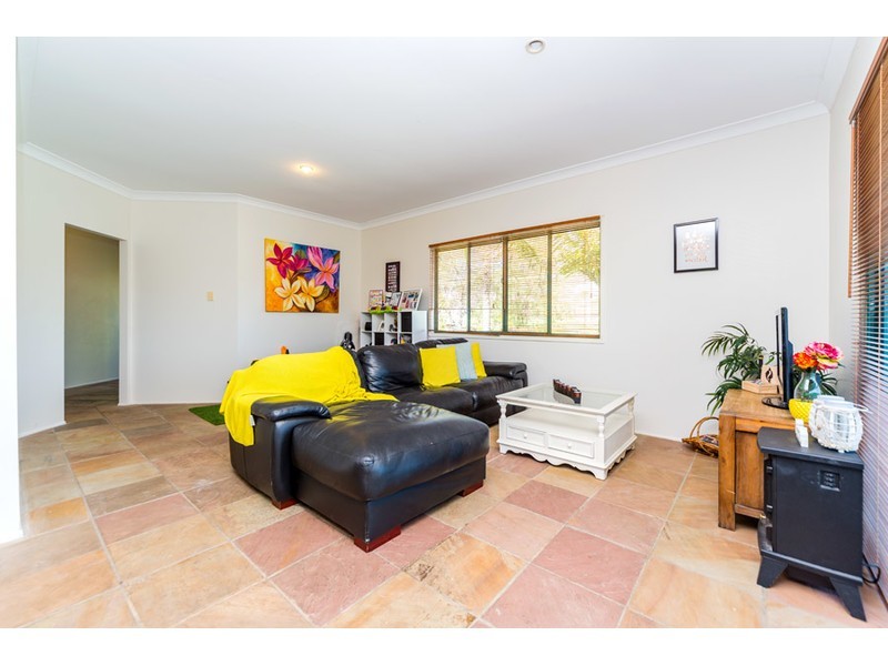 19 Austral Crescent, Pacific Pines QLD 4211