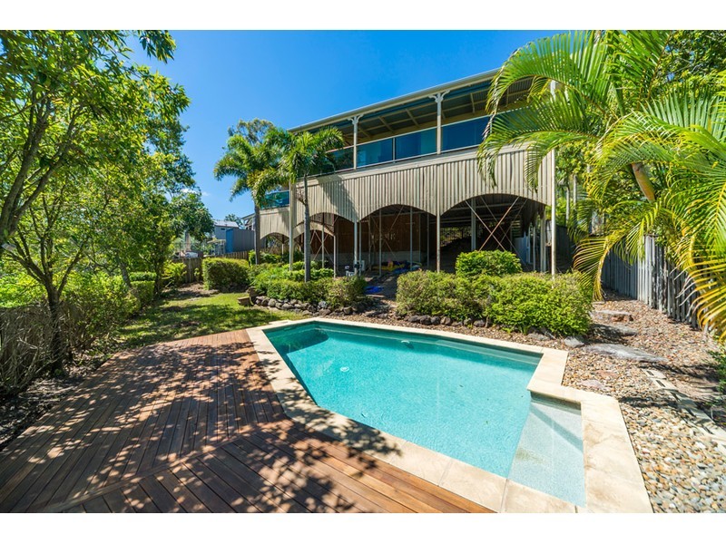 19 Austral Crescent, Pacific Pines QLD 4211