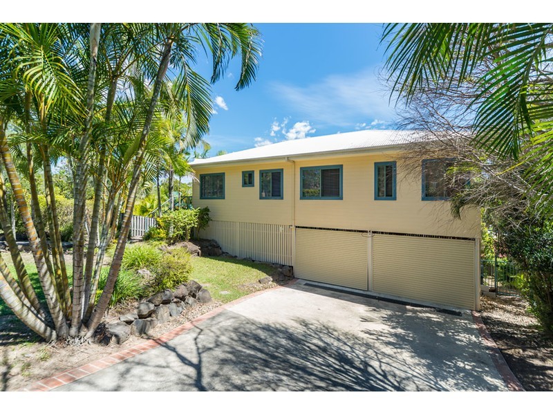 19 Austral Crescent, Pacific Pines QLD 4211