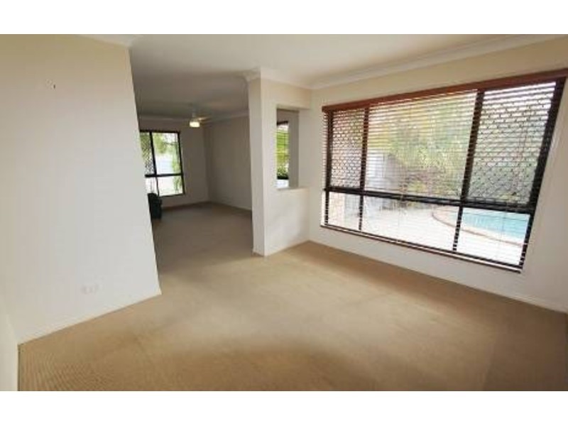 2 Applegum Place, Molendinar QLD 4214