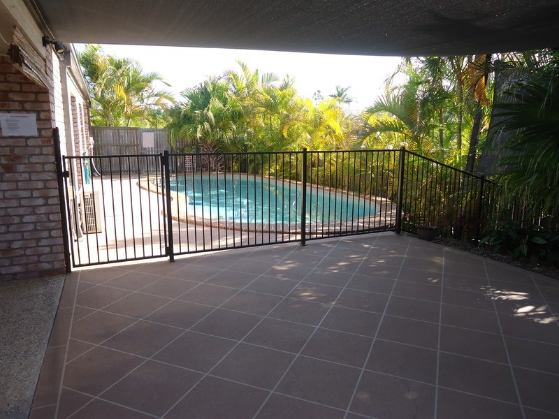 2 Applegum Place, Molendinar QLD 4214