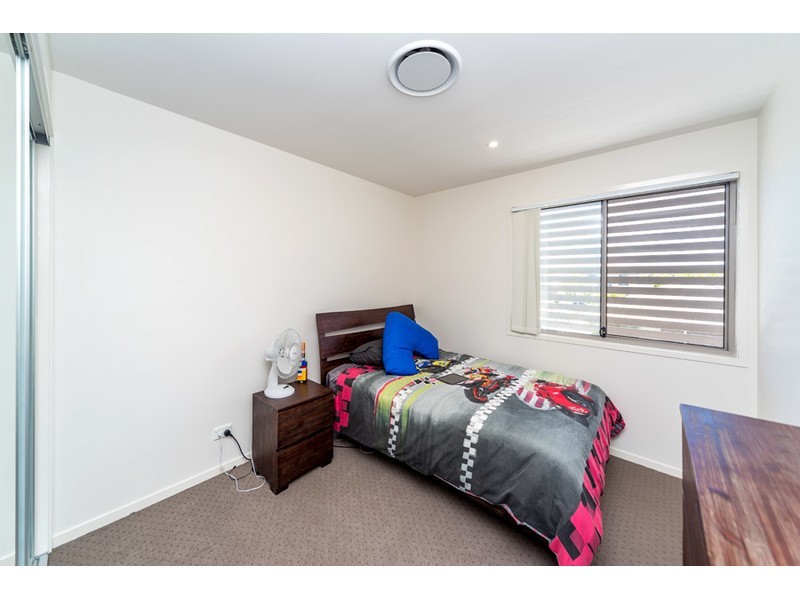 22 La Savina Drive, Coombabah QLD 4216