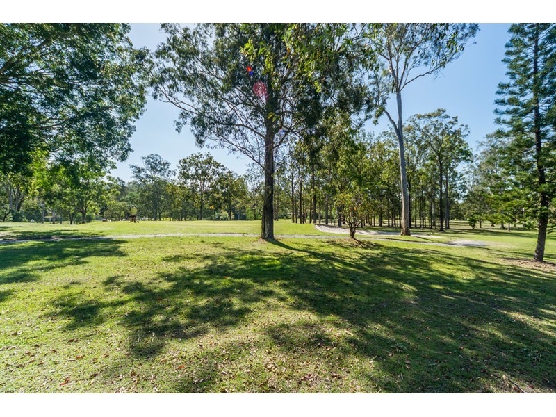 6 Martin Place, Helensvale QLD 4212