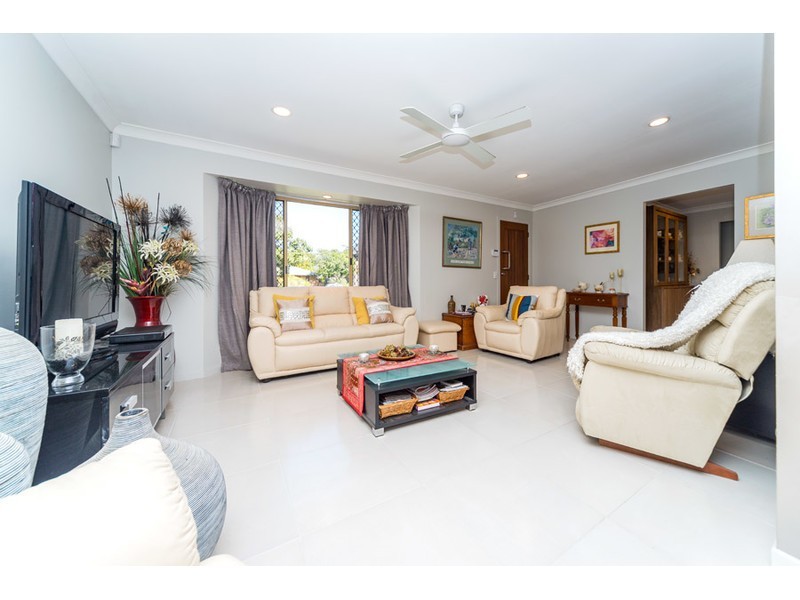 6 Martin Place, Helensvale QLD 4212