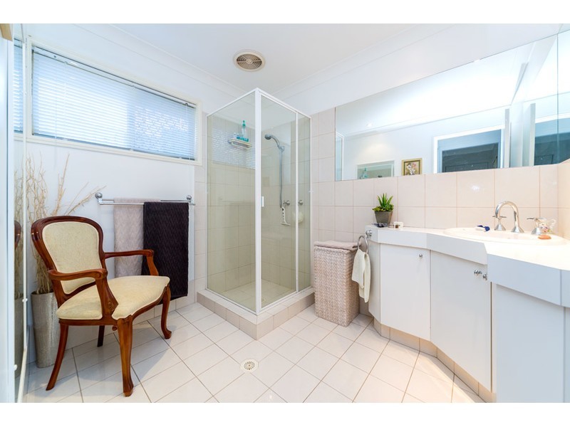 6 Martin Place, Helensvale QLD 4212