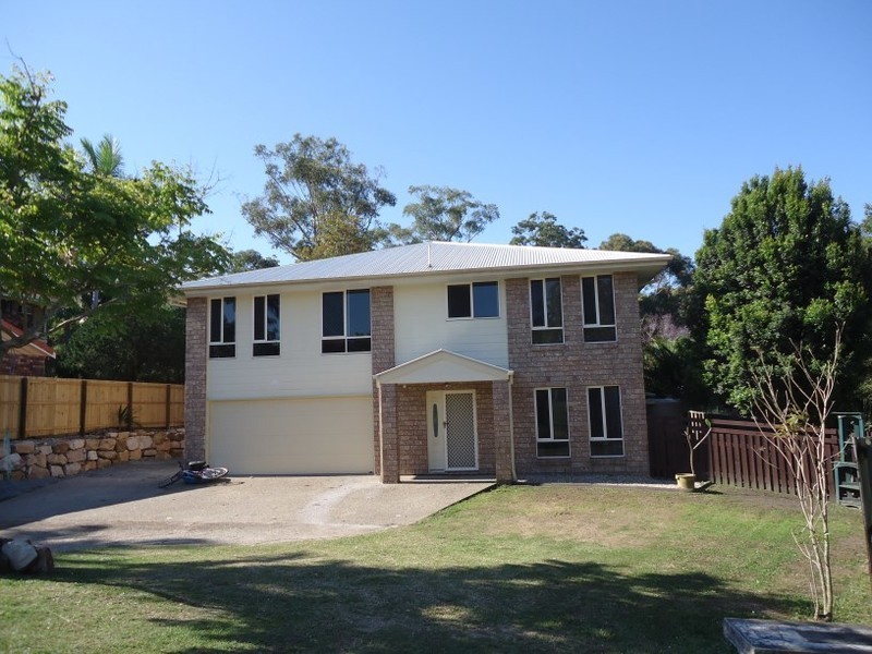 1 Irwin Street, Parkwood QLD 4214