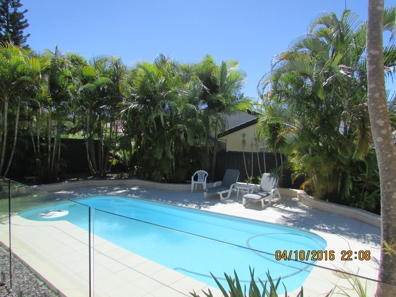 72 Parkwood Boulevard, Parkwood QLD 4214