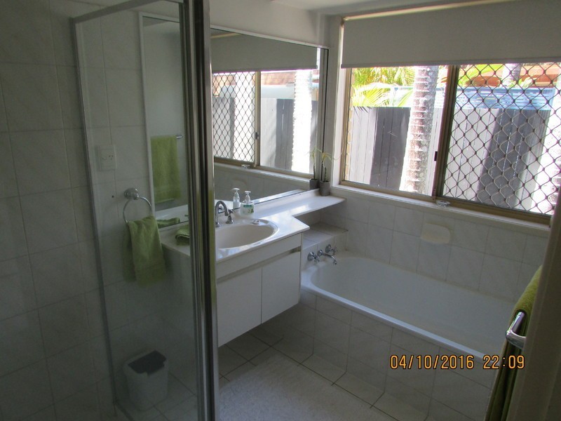 72 Parkwood Boulevard, Parkwood QLD 4214