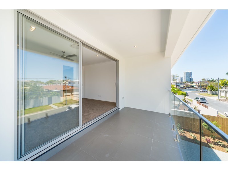 2/12 Matina Street, Biggera Waters QLD 4216