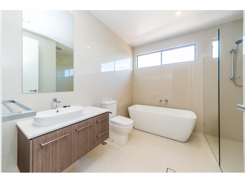 2/12 Matina Street, Biggera Waters QLD 4216