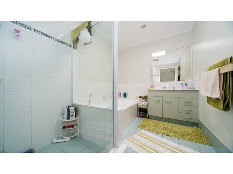 1/8 Catherine Court, Labrador QLD 4215