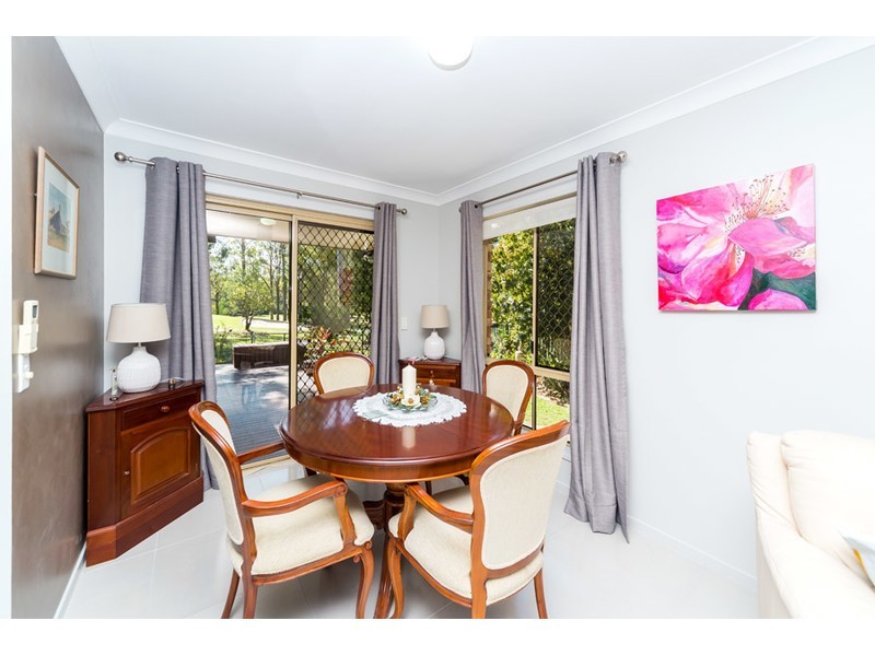 6 Martin Place, Helensvale QLD 4212