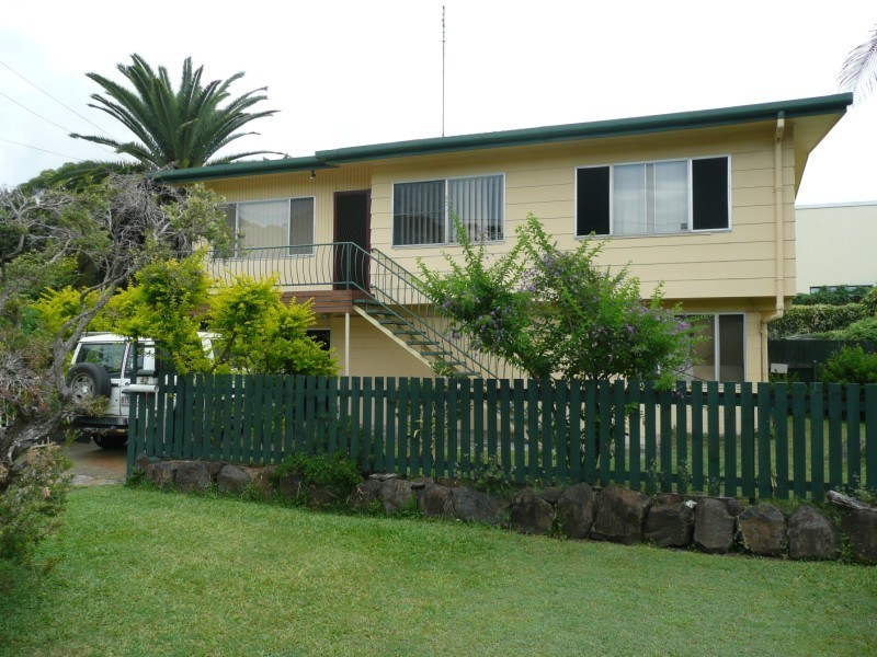 42 Hepworth Street, Arundel QLD 4214