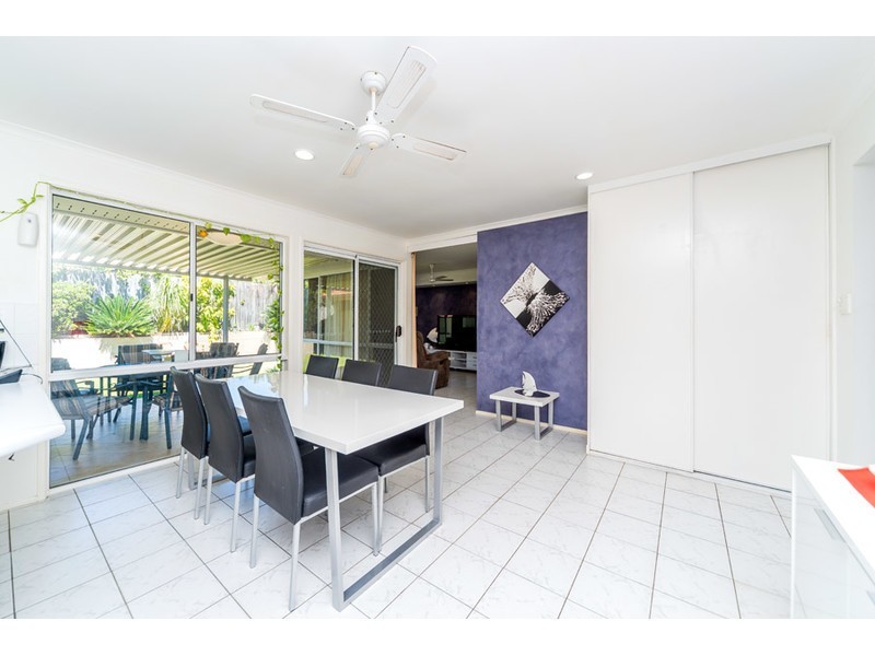 258 Discovery Drive, Helensvale QLD 4212