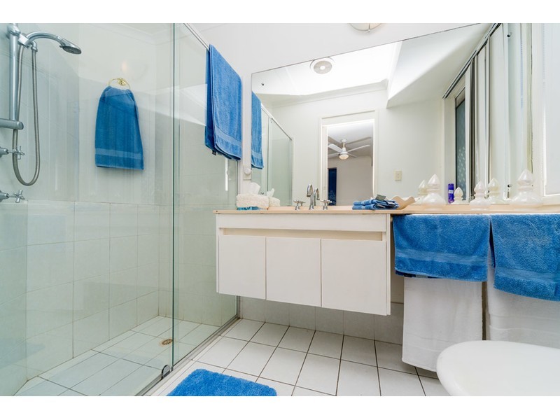 258 Discovery Drive, Helensvale QLD 4212